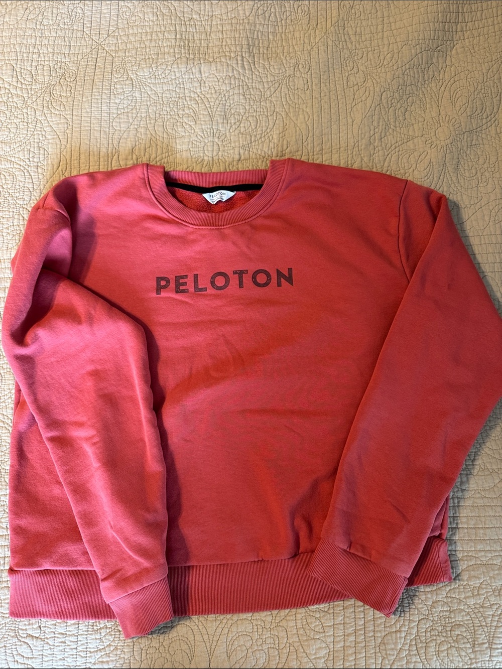 Peloton Womens Crewneck Sweatshirt in Rust/Red size lg